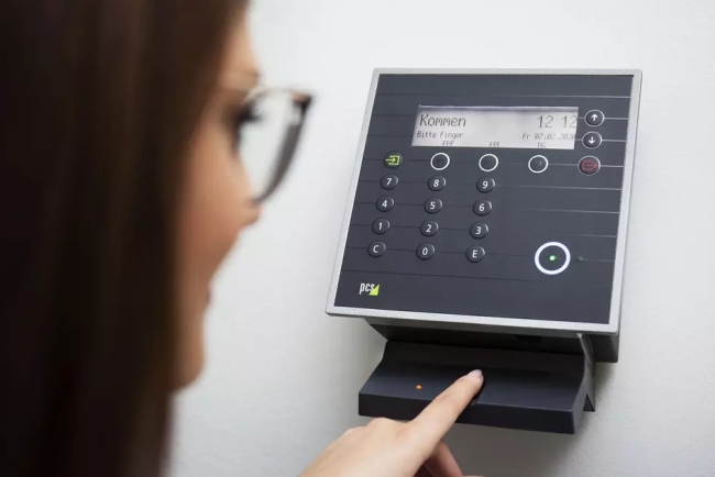 Қазақстандағы балабақшаларда Face-ID енгізу кезінде ережебұзушылықтар болған