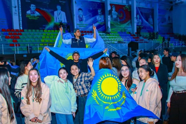 Таразда жаңа Конституция жобасын қолдауға арналған LIVE-концерт өтті