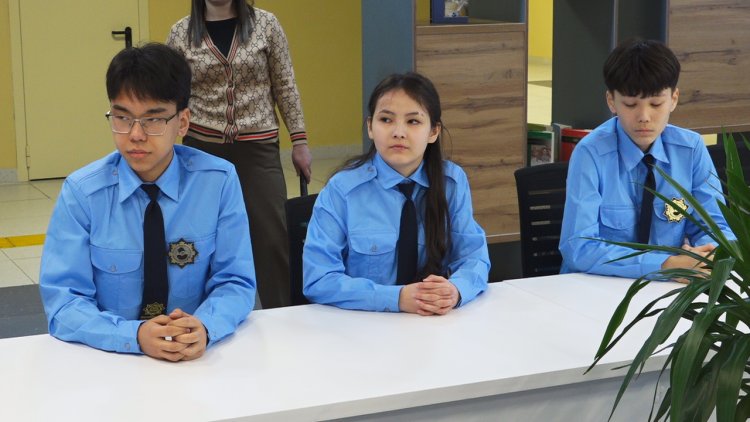 Жас прокурорлар клубы жұмыс істейді