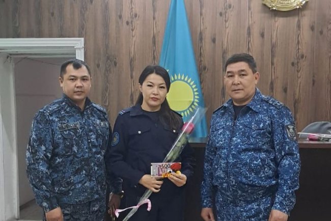 №59 мекемесінде әйел қызметкерлерді құттықтады