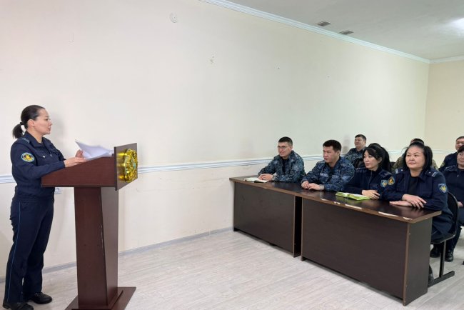 Суицидтің алдын алу бойынша қызметкерлерге арнайы нұсқаулық берілді