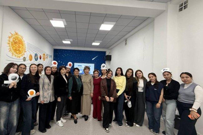 Ұстаздар ұстаханасы  – Қыздар университетіне құжат тапсыр!