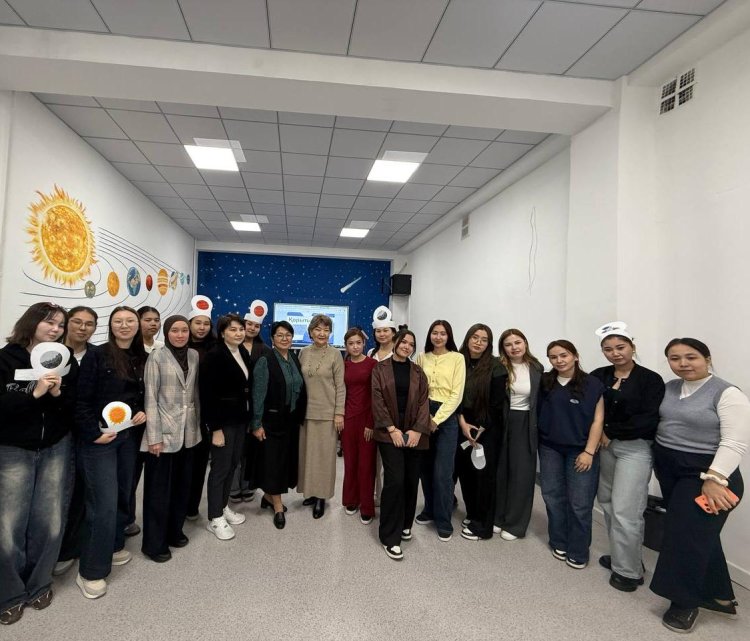 Ұстаздар ұстаханасы  – Қыздар университетіне құжат тапсыр!