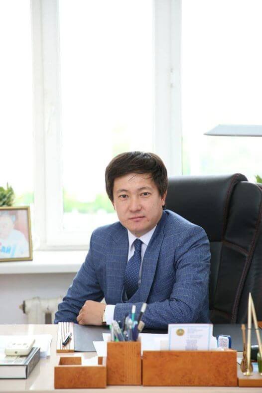 Әкім орынбасары: Дәулет Төленді туған жеріне ту тігіп жатыр